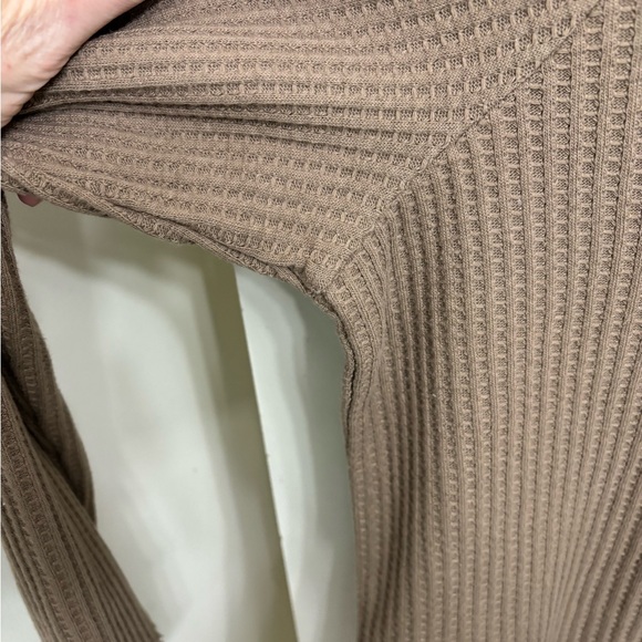 V neck pullover - Picture 11 of 14
